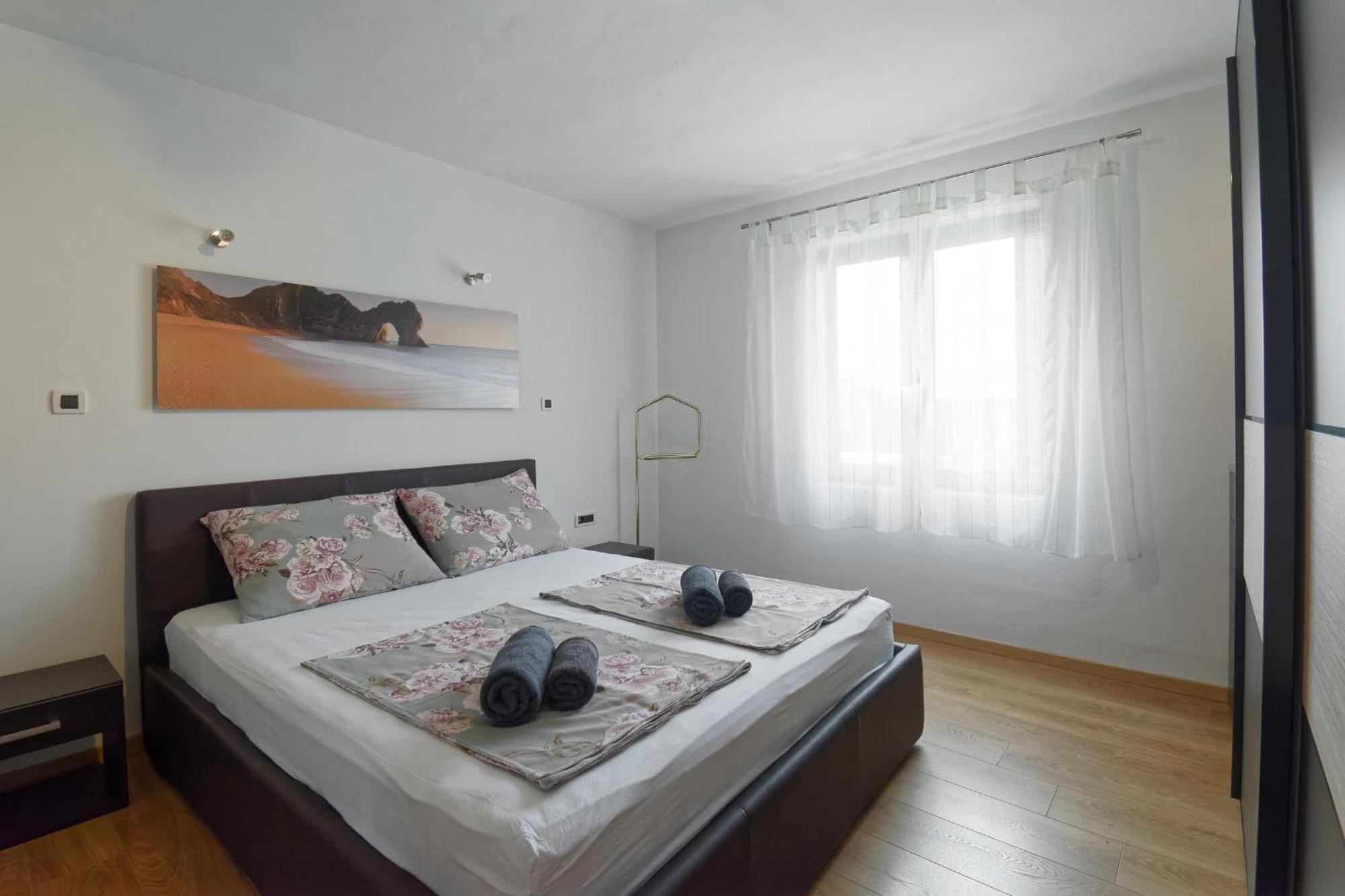 Apartment Larissa By Rent Istria Visnjan Bagian luar foto